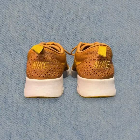 Nike Air Max Tavas Men’s Sneakers in Mustard Yellow - Size 11 - Picture 4 of 6